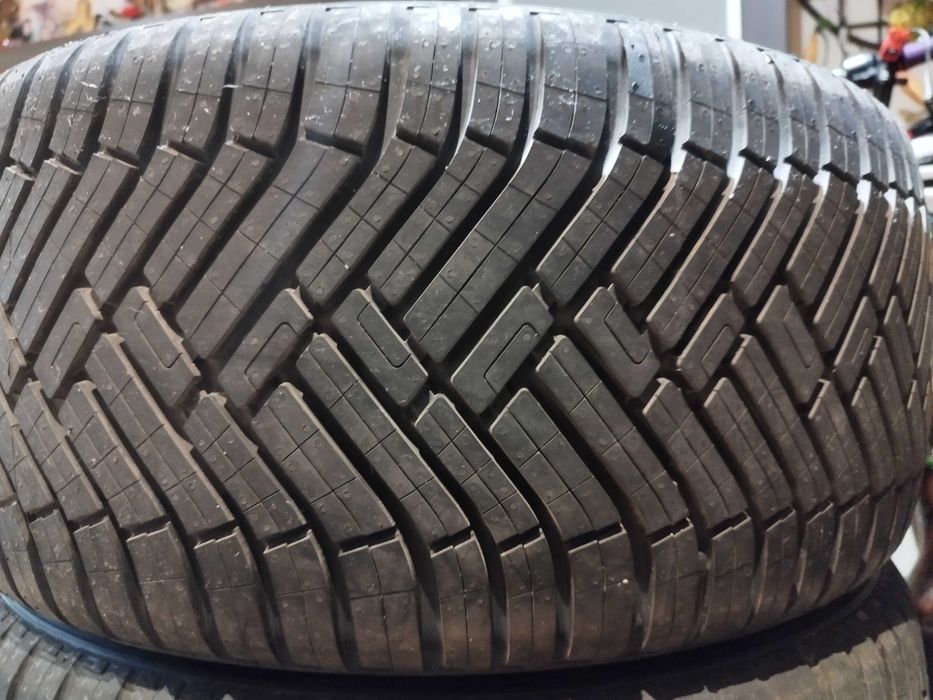 Нови, всесезонни гуми- 4 бр.