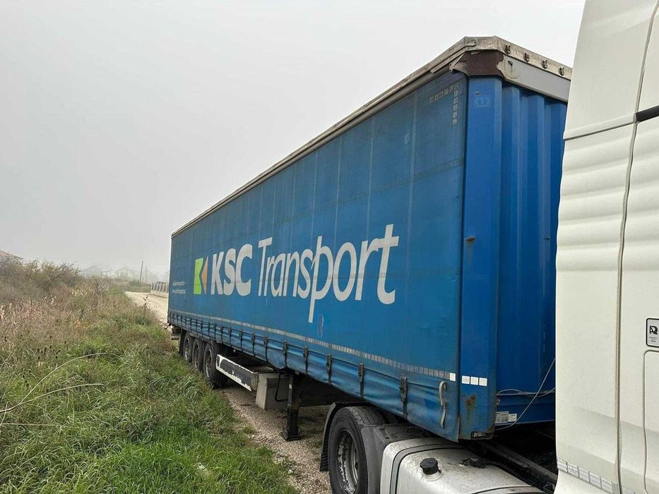 De Vanzare Semiremorca KRONE 2012