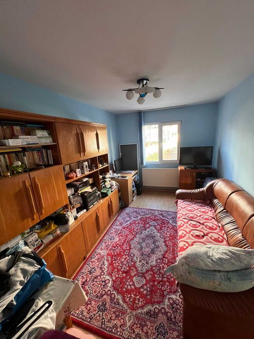 Vând apartament 3 camere – Sfântu Gheorghe