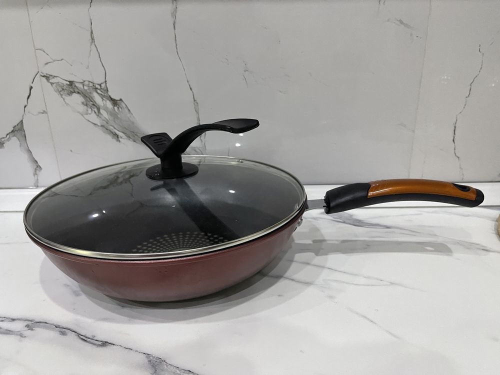 Сковородка wok антипригарная