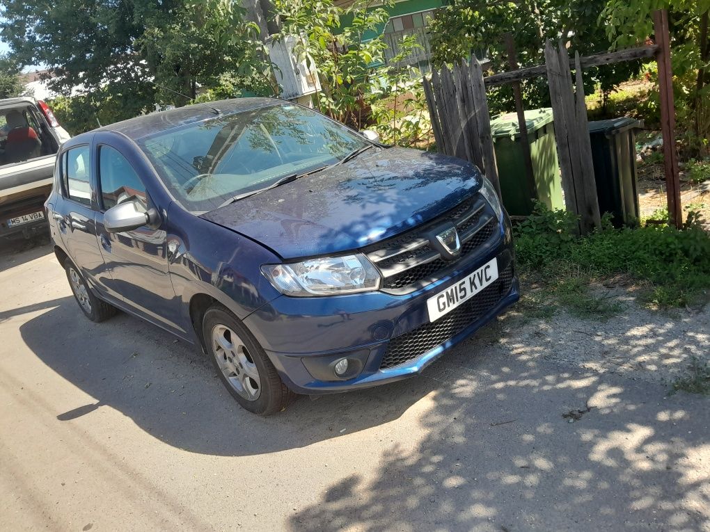 Dezmembrez DACIA Sandero 2015 15 Diesel