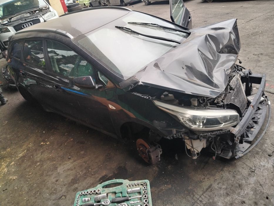 Kia Ceed/Киа Сеед1.6 CRDI