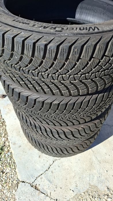 Anvelope iarna 235/45/R17