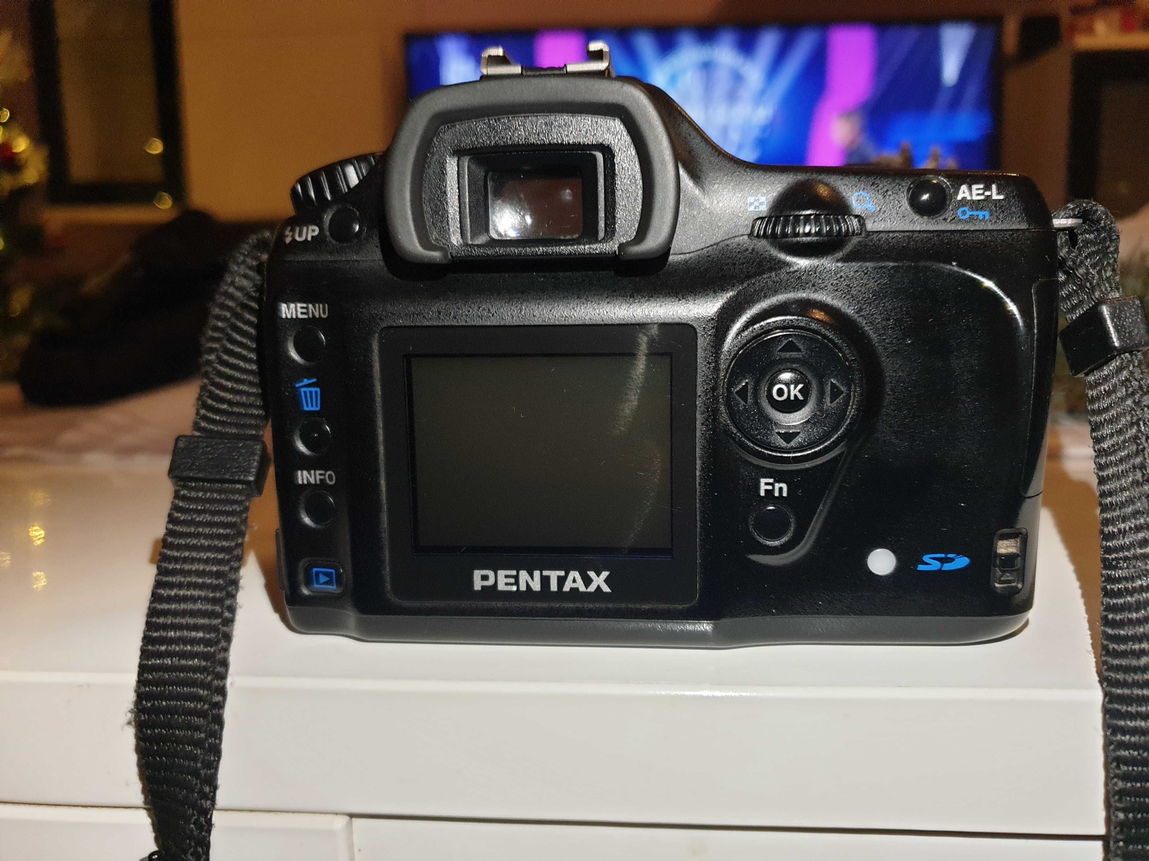 Фотоапарат Pentax ist DS