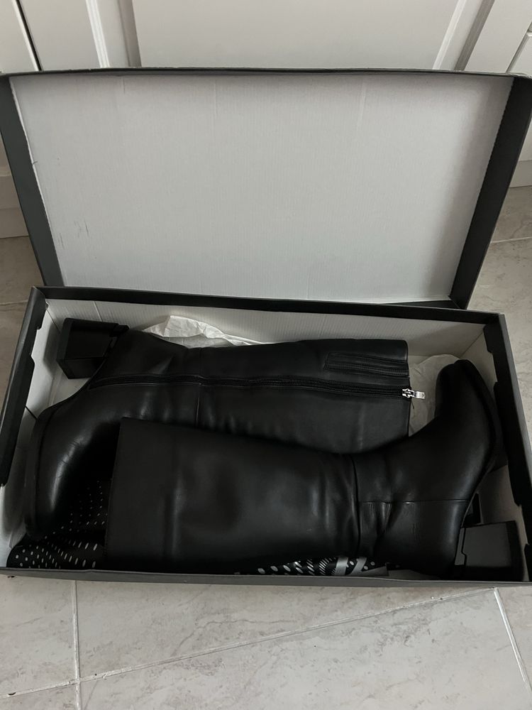 Черни ботуши от естествена кожа GiAnni 37 номер