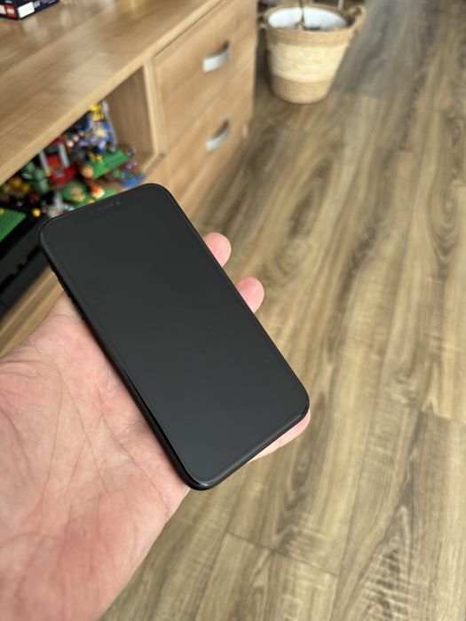 iPhone Xr black, memorie 64Gb, baterie 89%, husa, frumos