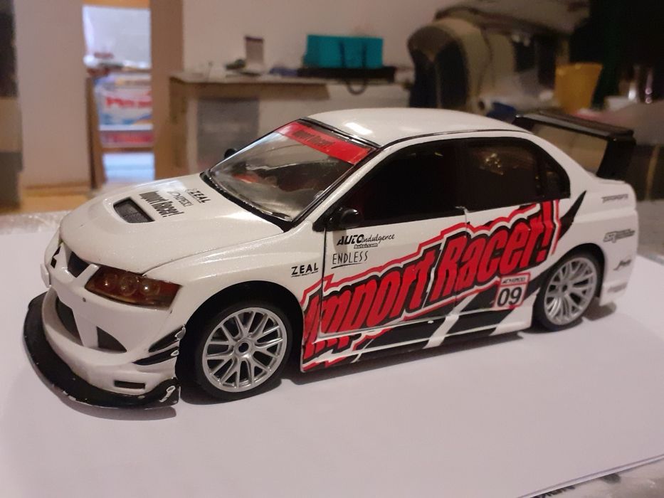 Macheta Mitsubishi Lancer Evo 8 - 1/24 Jada