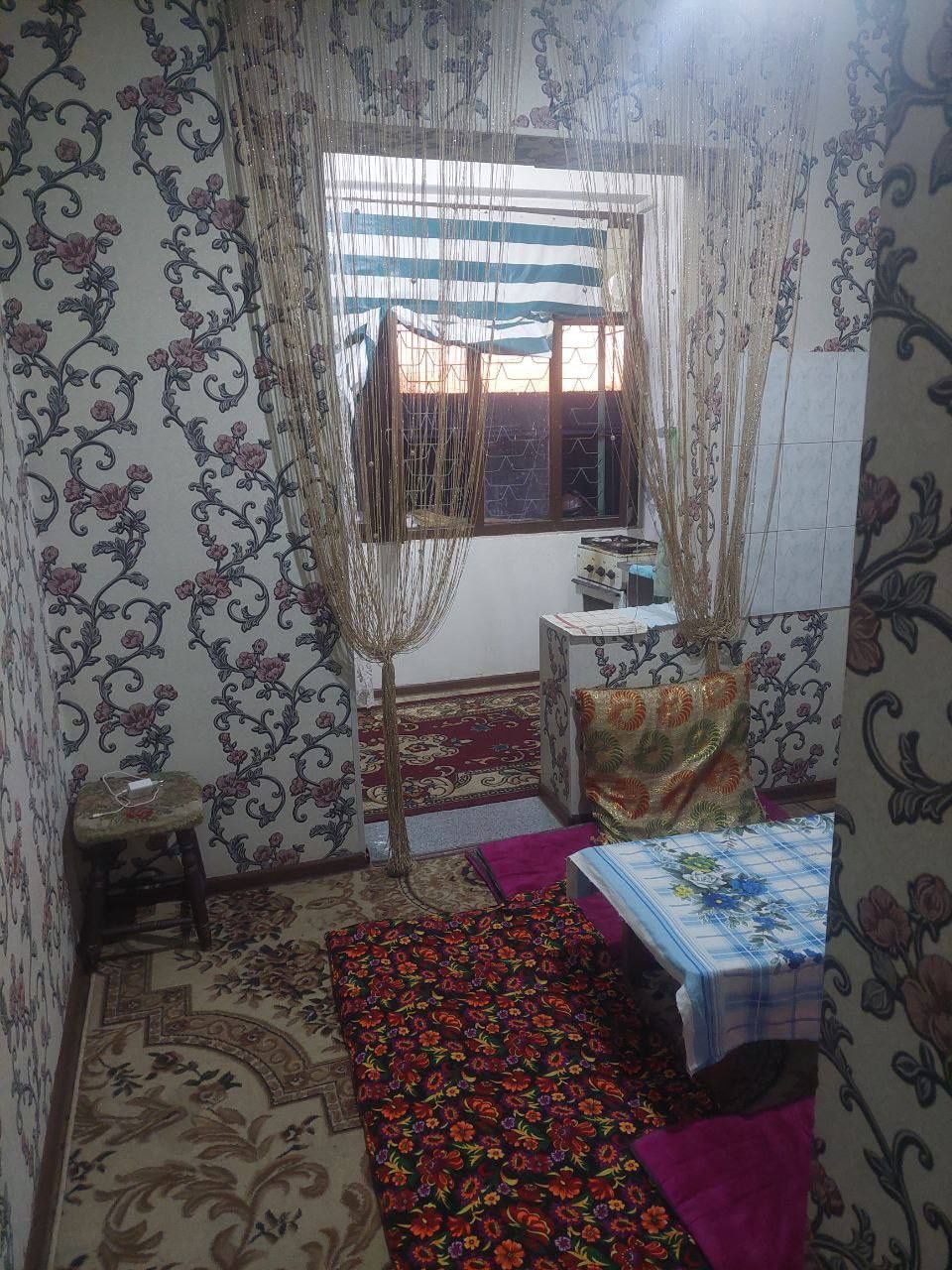 Продается квартира в Янгиюле (Гульбахор)