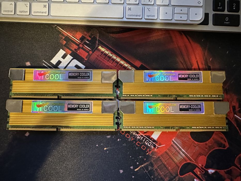 Оперативная память (ОЗУ) DDR4 32 GB