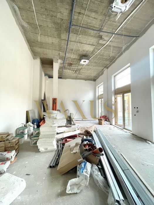 Spatiu comercial cu vad la strada in Centru Clujului, 110mp, 2 nivele