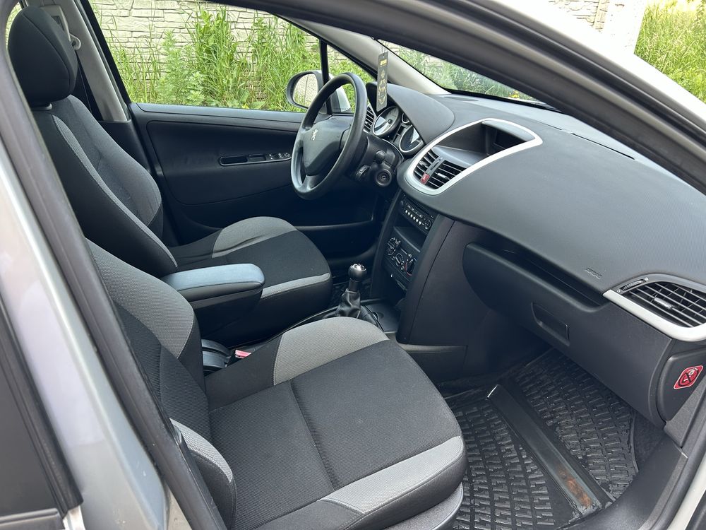 Peugeot 207 An 2009