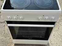 Готварска печка Gorenje 60 см с керамичен плот и гаранция