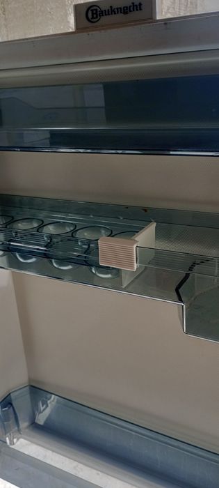 Vând frigider in stare foarte buna