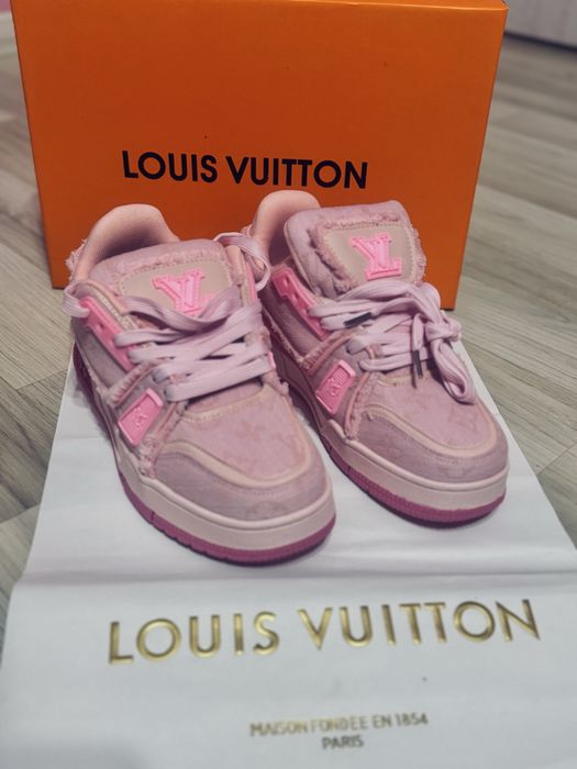 Сникърси LV ТОТАЛЕН хит