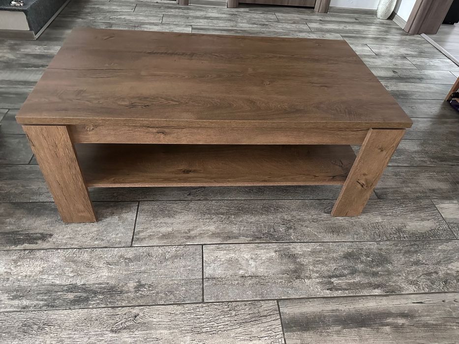 Măsuță cafea și frigider