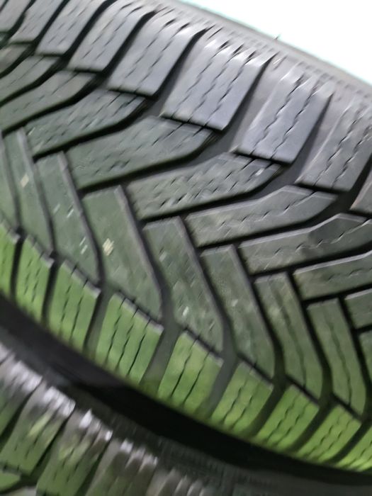 2 бр зимни 205/60/16 Michelin