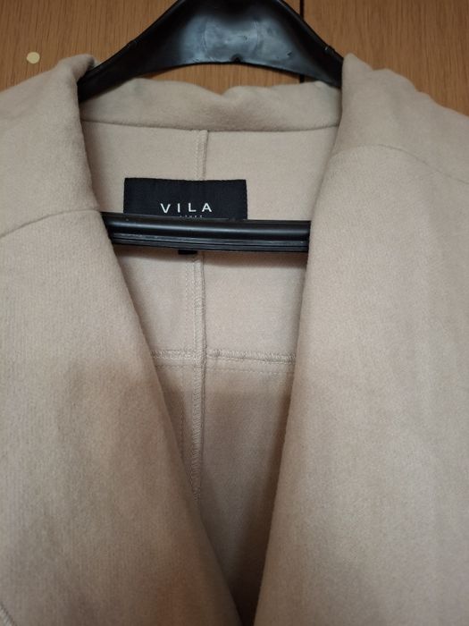 Дамско тънко палтенце без подплата