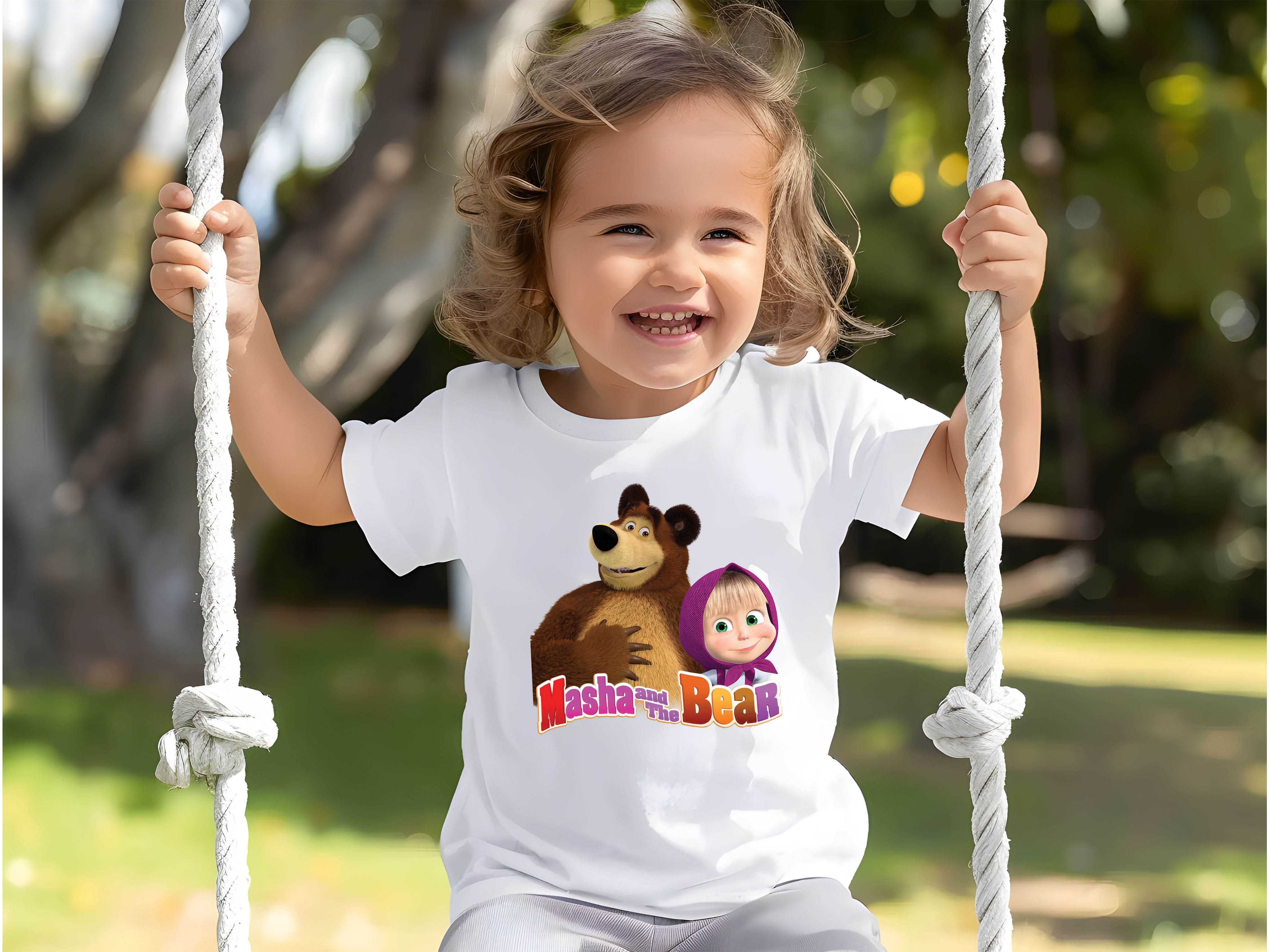 Дестки тениски с Маша и Мечока/ Masha and Bear