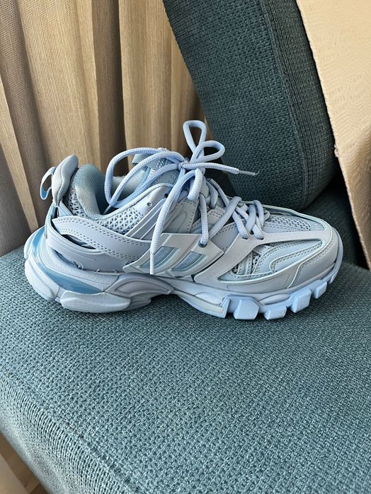 Balenciaga track сини 38 номер