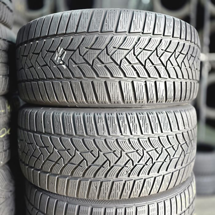 2x 235/45/18 M+S DUNLOP Stare excelentă