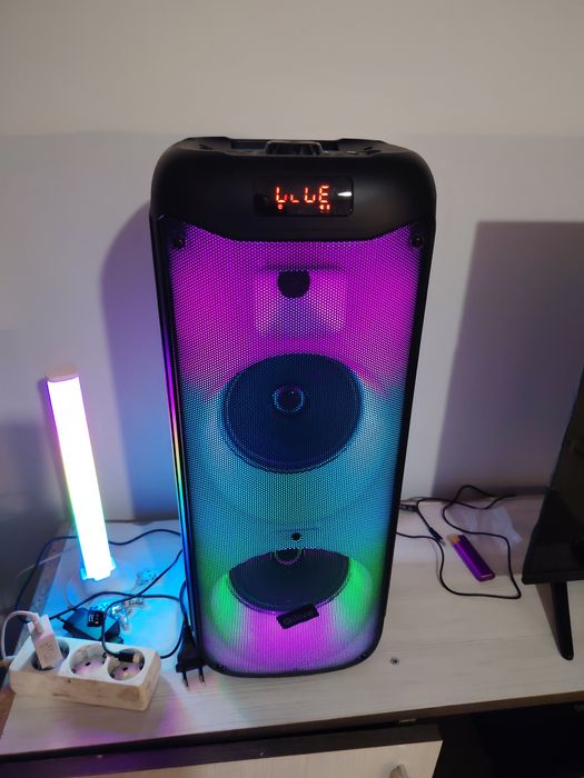 Boxa portabila pentru party