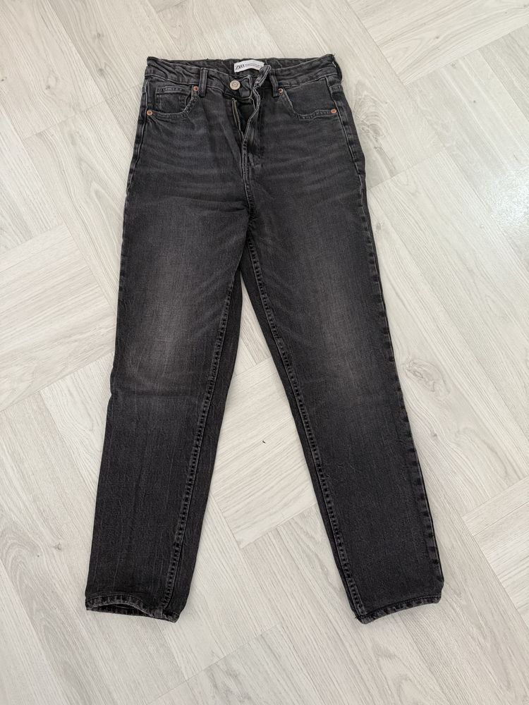 Запазени дънки zara