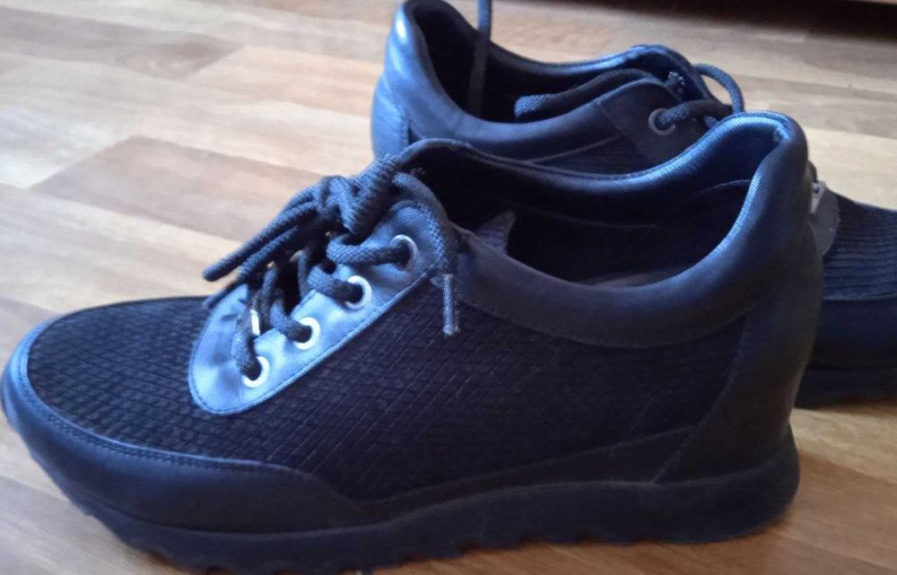 продам обувь женскую