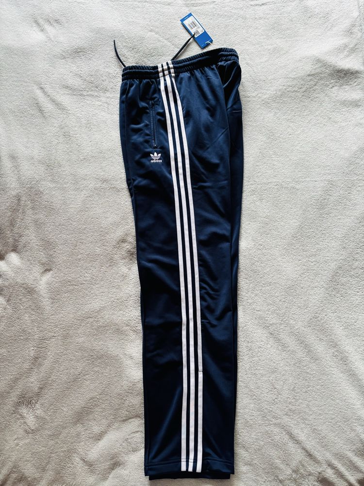 Оригинално долнище Adidas Firebird размер S