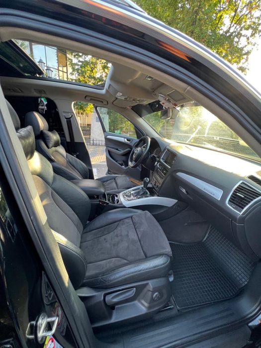 Audi Q5 S-line 2.0 TDI Panoramic