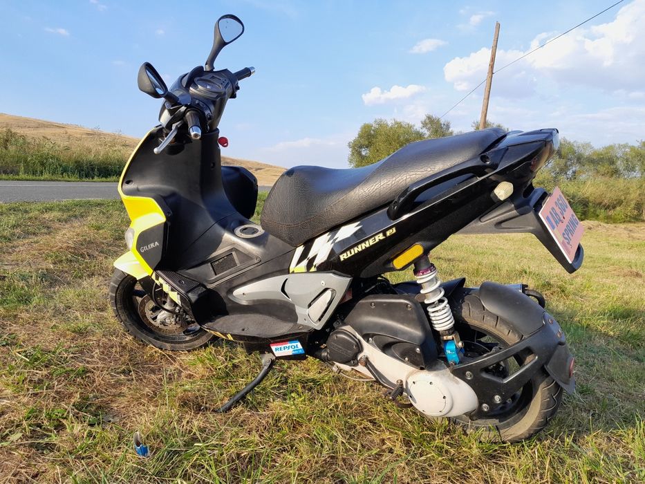 Vând Gilera Runner 50 cc ,2t, an 2008,preț fix 2000 lei