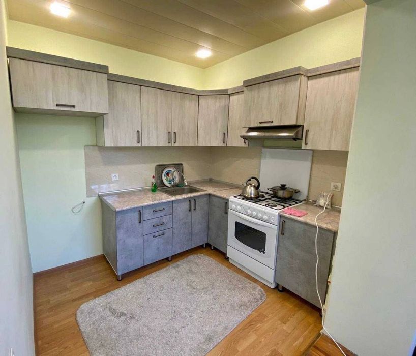 Срочно! Квартира на Ц4-кафе Бухара 3/3/4 общ пл 70м,балкон 2*6