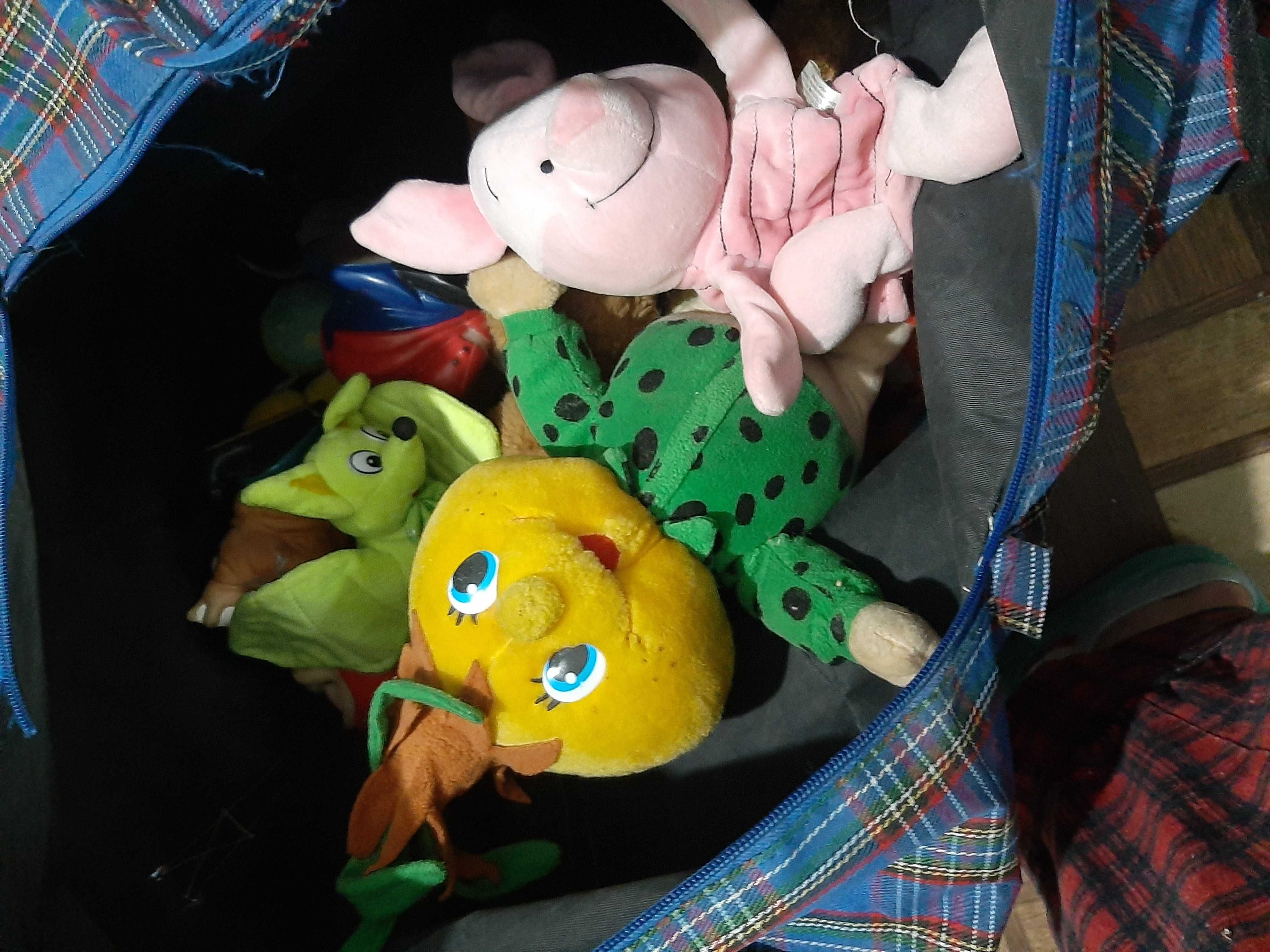 Игрушки мягкие, полная сумка игрушек