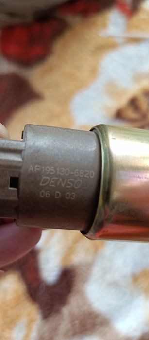 Топливный насос электрический.