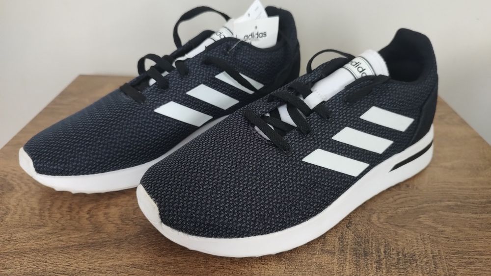 Маратонки Адидас Adidas 42 номер