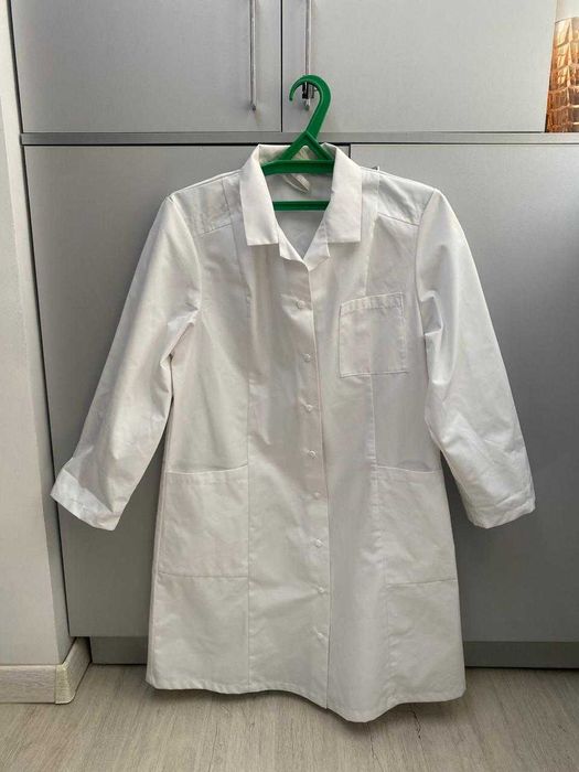 Халат евро-стандарт в отличном состоянии (размер 48-50)  за 5000 тенге