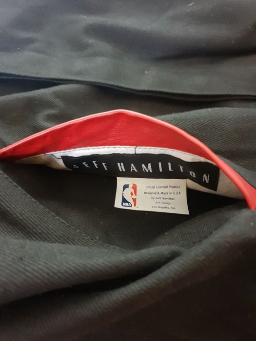 Оригинално мъжко яке Chicago Bulls NBA Disigned by Jeff Hamilton