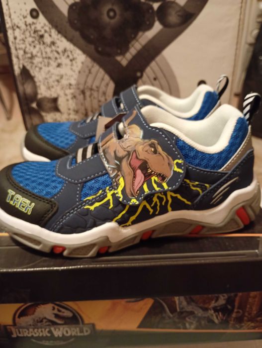 Snekers Jurassic World nr.31