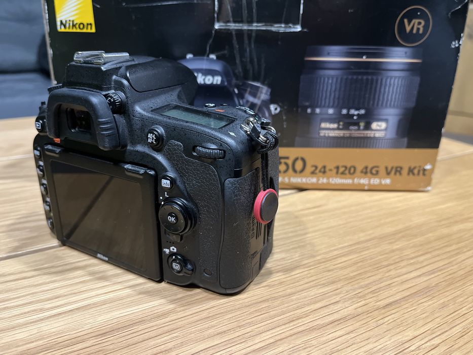 Nikon D750 + AF Nikkor 70-300 4-5,6 G