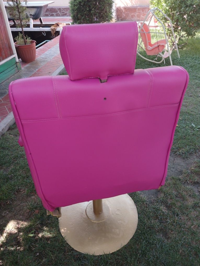 Ayollar salon uchun kreslo