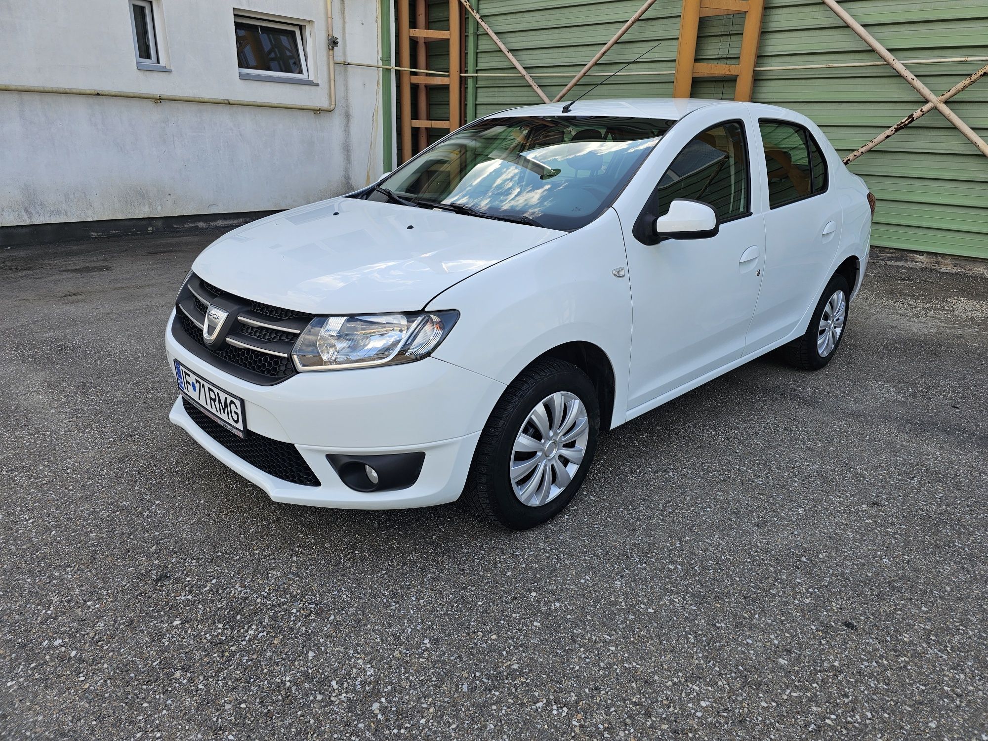 Dacia Logan Benzina 2015 Tva deductibil
