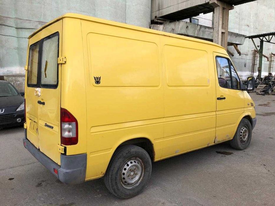DEZMEMBREZ Mercedes SPRINTER 208 211 213 CDI 2 panouri 2003