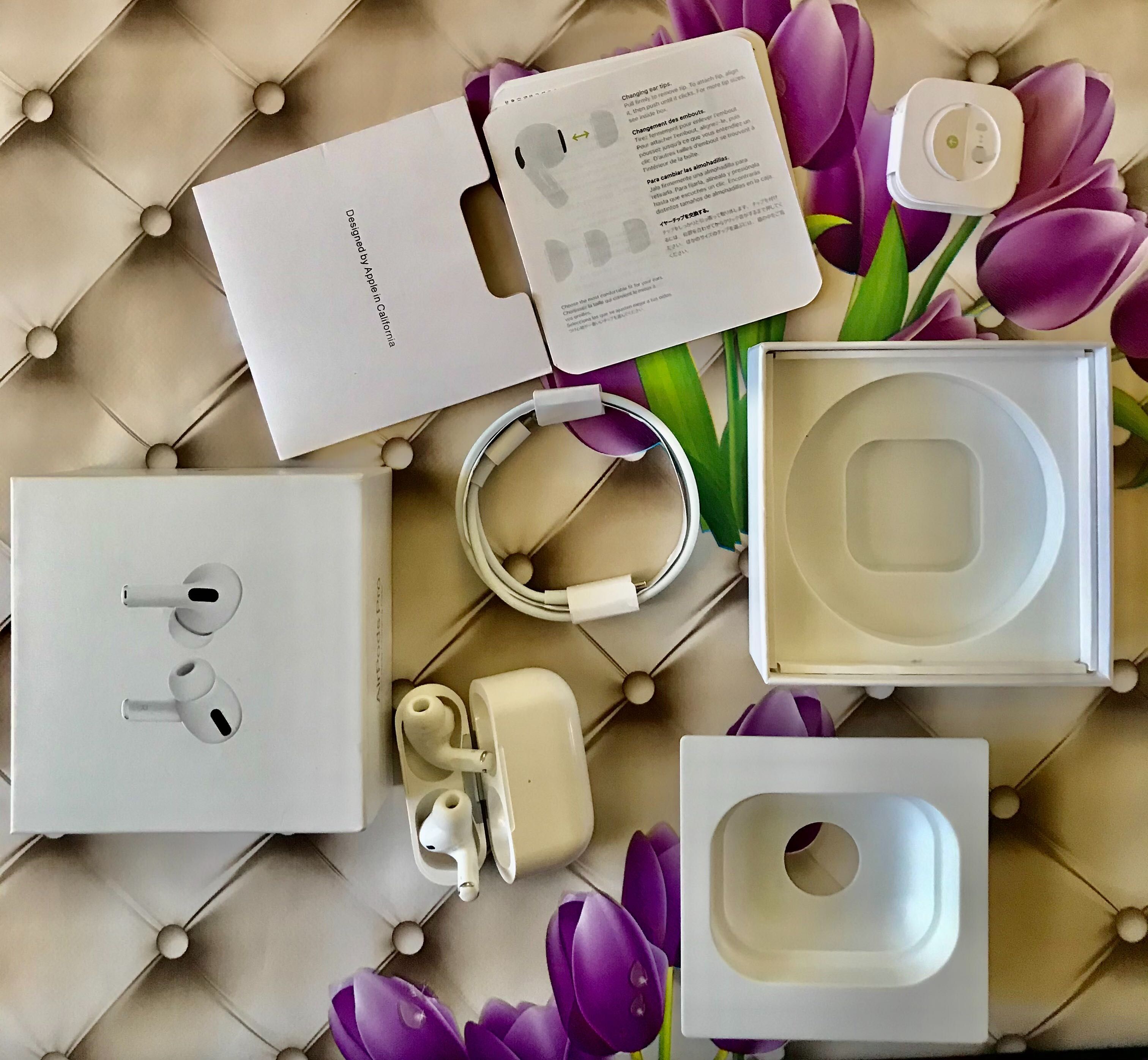 AirPods PRO  cu incarcare wireless, SIGILATE.  ‭+40 (747) 326 252.