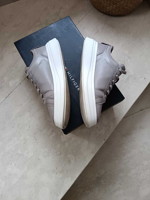 Оригинални дамски маратонки Tommy Hilfiger – кожа, N36, стелка 23 см