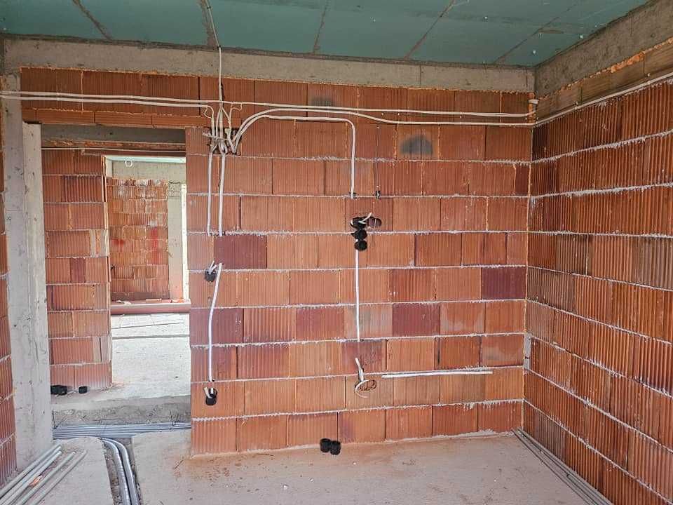 Продава се Къща в Казанлък - 140 кв.м за 965 €/кв.м - Снимка #9