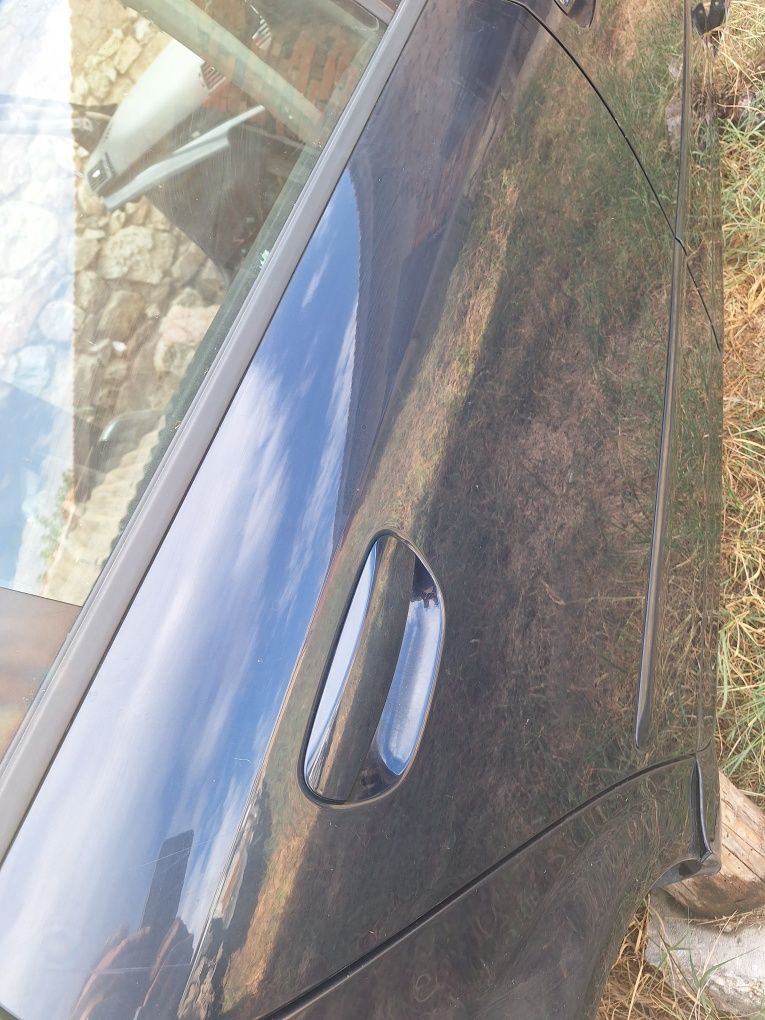 Audi A4 B6 1.9tdi Предна дясна врата в Уникално състояние тъмно синя