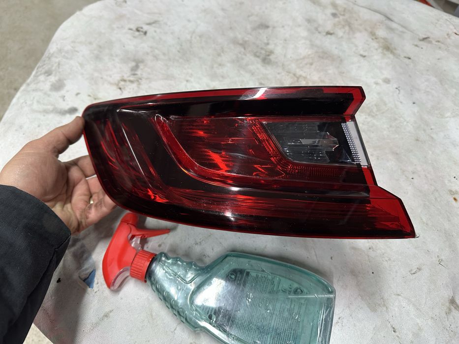 Stop stânga aripă renault megane.4.cod:265554829.r.