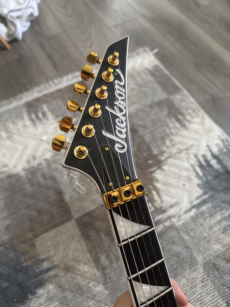 chitara electrica Jackson Rhoads
