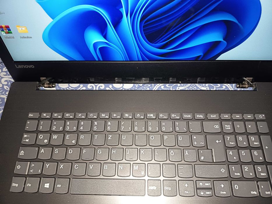 Laptop Lenovo Ideapad 320, gen 7, Pentium Gold, 8gb ddr4, 1tb, full HD