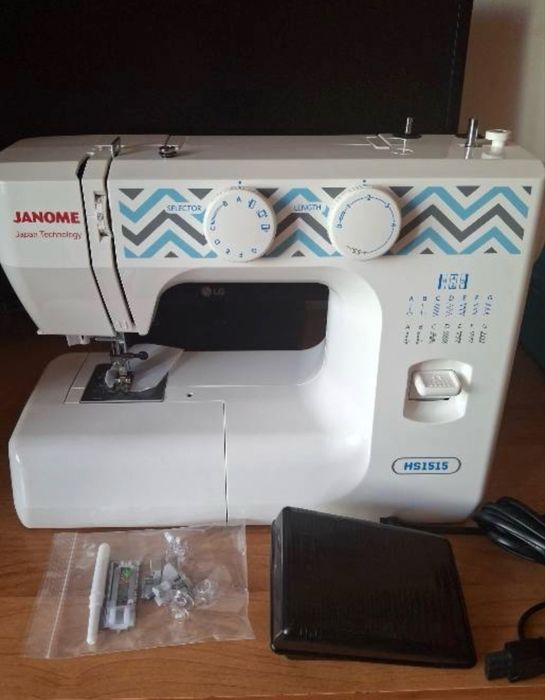 Продам швейную машинку