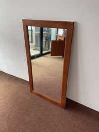 Огледало с дървена масивна рамка